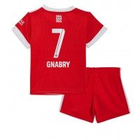 Fotbalové Dres Bayern Munich Serge Gnabry #7 Dětské Domácí 2022-23 Krátký Rukáv (+ trenýrky)